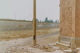 Ost-Berlin, Mauer, Grenzstreifen, DDR 1990, © Martin Zitzlaff Ost-Berlin, Mauer, Grenzstreifen, DDR 1990, © Martin Zitzlaff