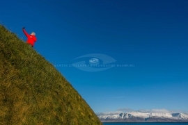 Red Selfie / EISLAND Red Selfie / EISLAND