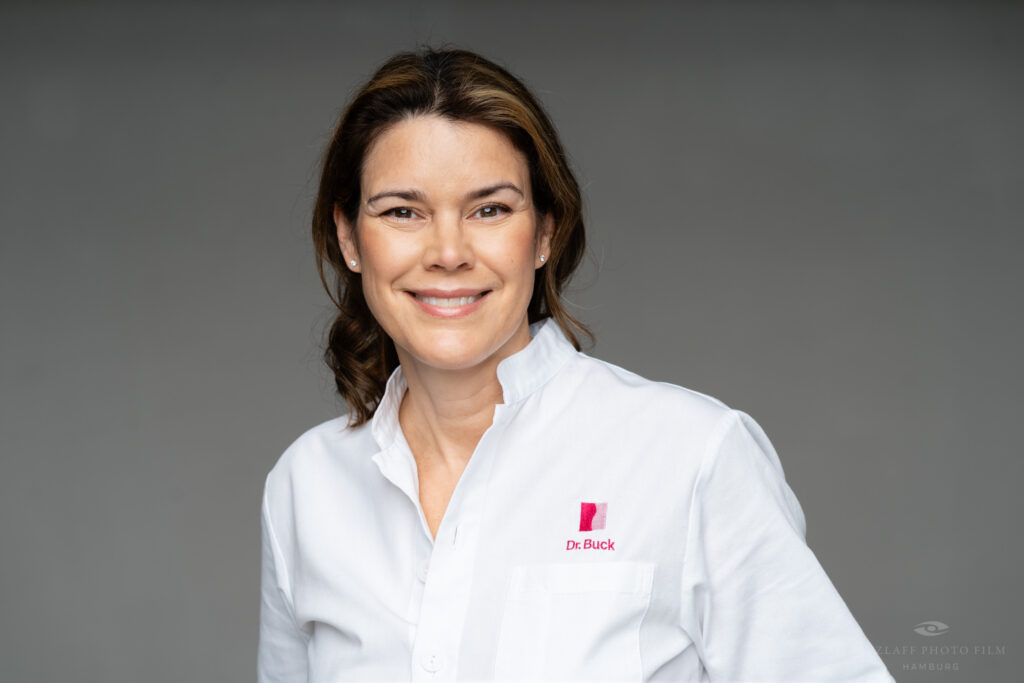 Dr. Nina Buck ⁄ Foto: © Martin Zitzlaff www.zitzlaff.com