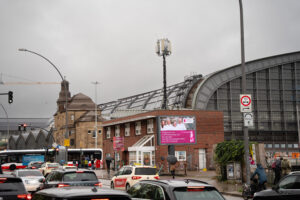 Authentische Portraits in XXL - und als Briefmarke